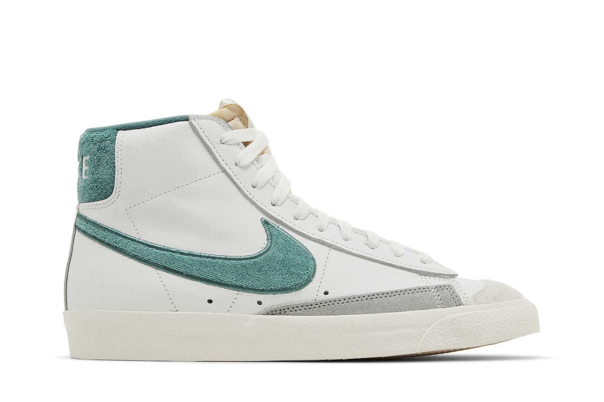 Nike blazer mid premium pumice shop