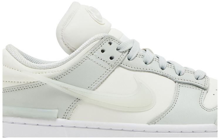 Nike Wmns Dunk Low Twist Light Silver