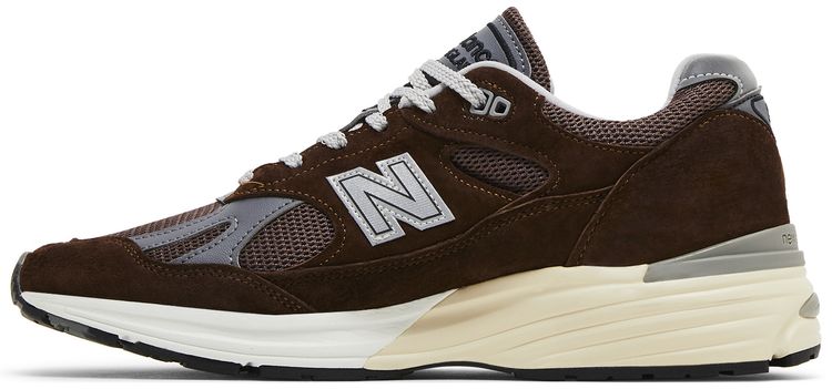 991v2 Made in England Pinecone