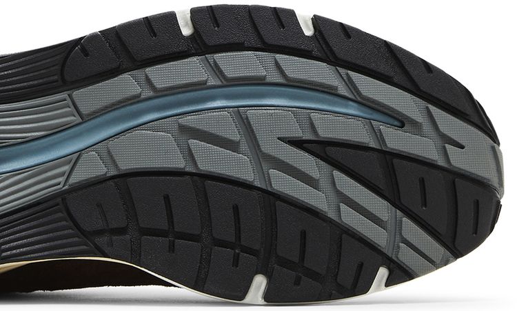 991v2 Made in England Pinecone