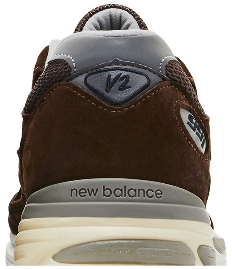 991v2 Made in England Pinecone