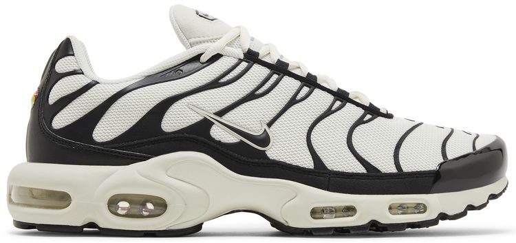 Nike Air Max Plus Essential Panda