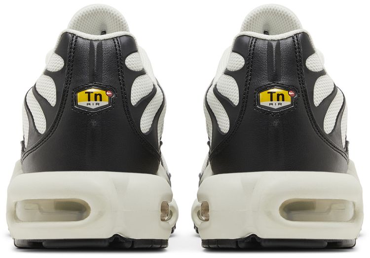 Nike Air Max Plus Essential Panda