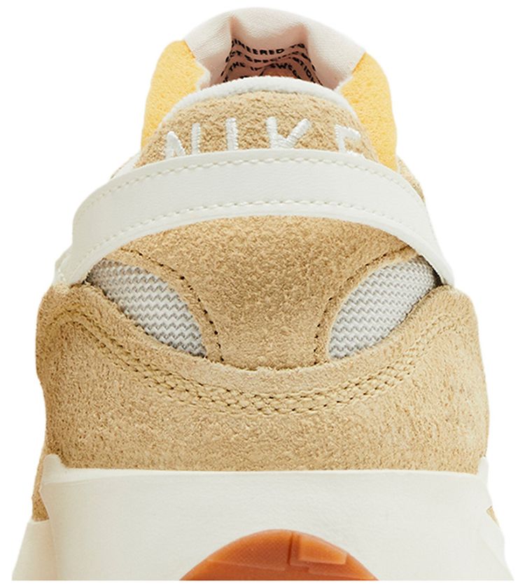 Nike Wmns Waffle Debut Vintage Light Bone Sail