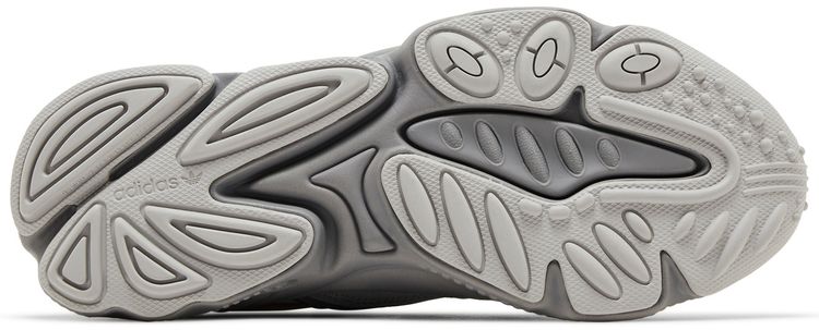 Ozweego Triple Grey