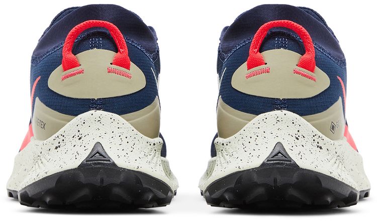 Nike Pegasus Trail 3 GORE TEX Obsidian Siren Red
