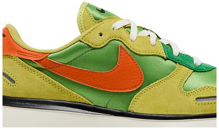 Nike Wmns Phoenix Waffle Chlorophyll Safety Orange