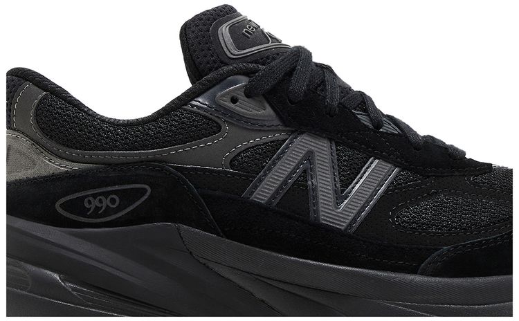 New Balance 990v6 Big Kid Black Metallic
