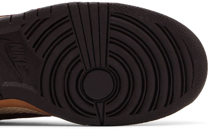 Nike Dunk Low Pro SB Red Hemp