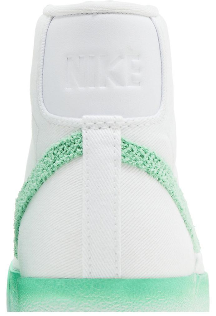 Nike Wmns Blazer Mid 77 Chenille Swoosh   Green Fade