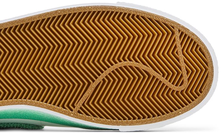 Nike Wmns Blazer Mid 77 Chenille Swoosh   Green Fade