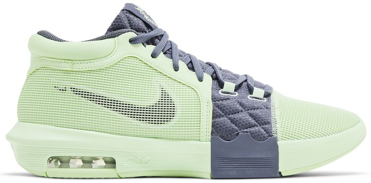 Nike LeBron Witness 8 Vapor Green