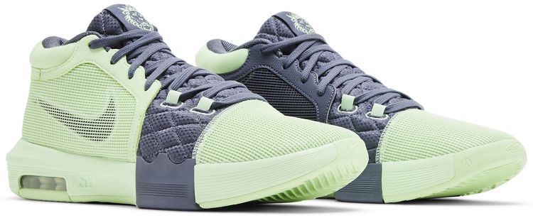 Nike LeBron Witness 8 Vapor Green