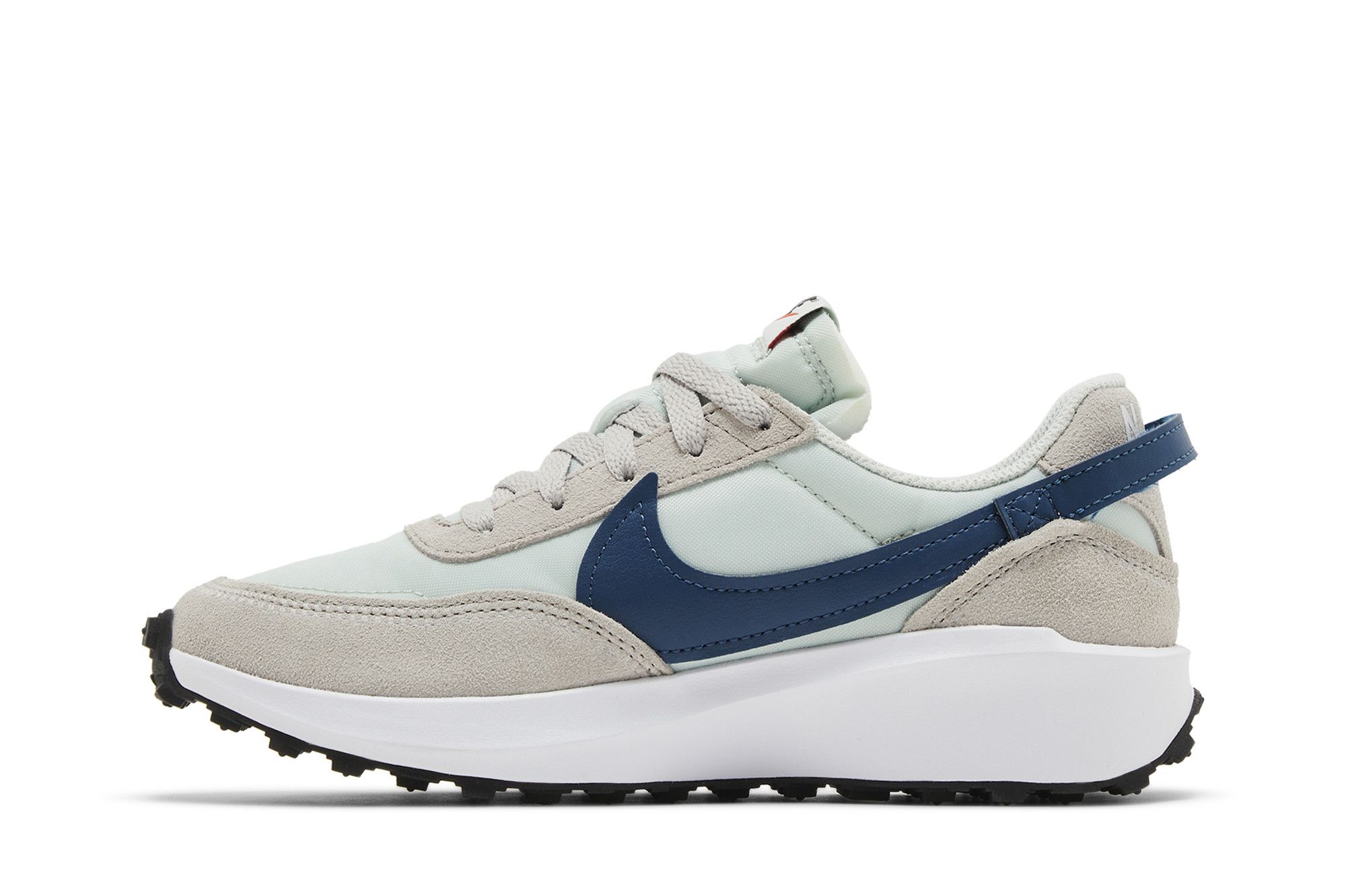 nike waffle daybreak