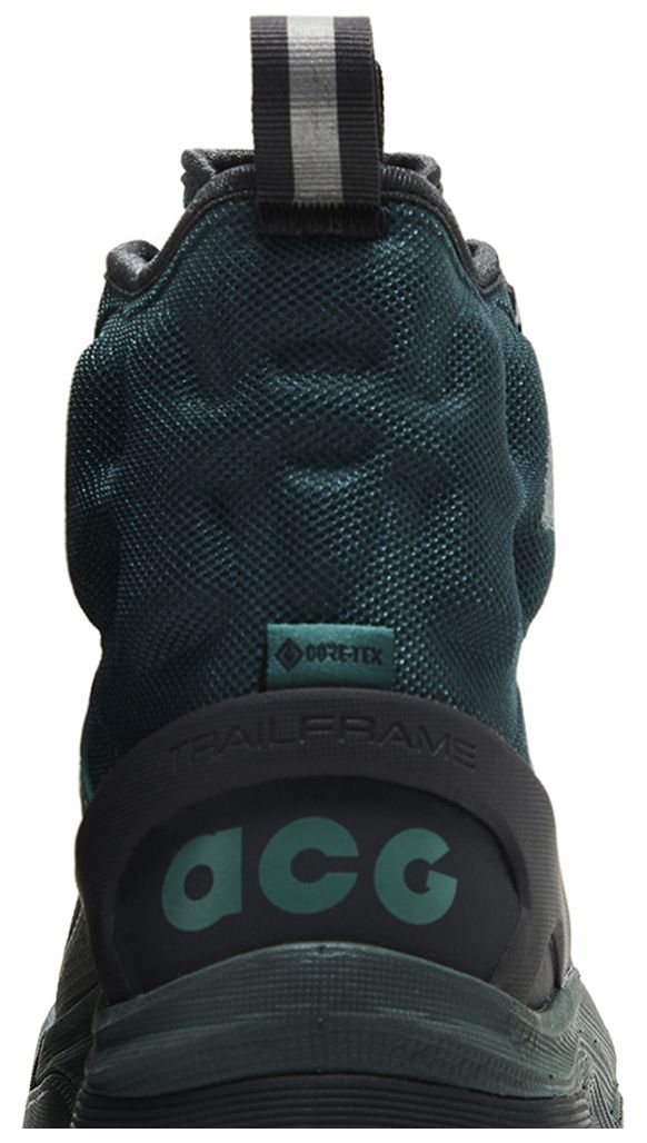 ACG Zoom Gaiadome GORE TEX Vintage Green