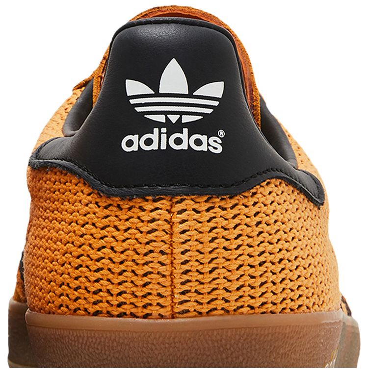 Gazelle Indoor Equipment Orange Black