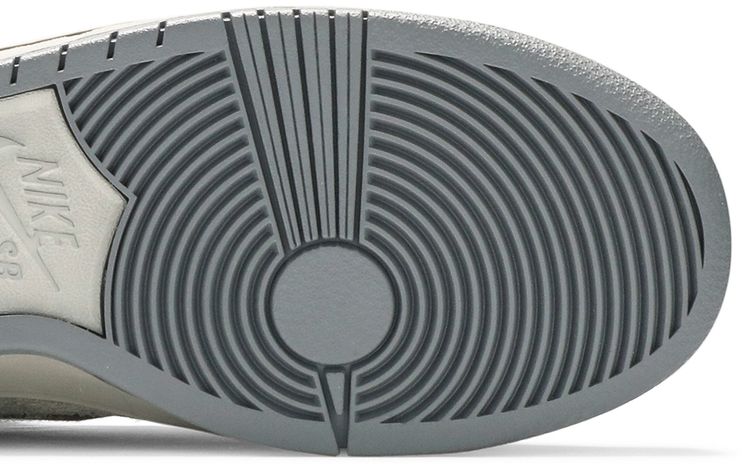 Nike Dunk High Premium SB Tauntaun