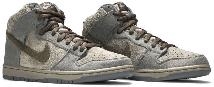 Nike Dunk High Premium SB Tauntaun