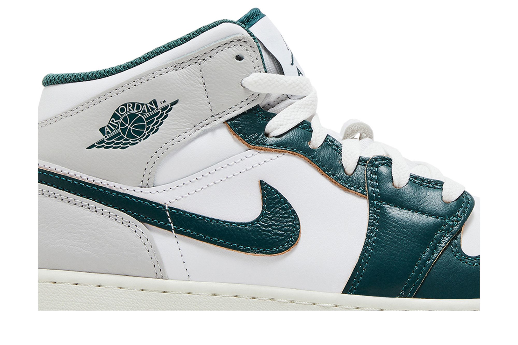 Buy Air Jordan 1 Mid SE GS 'Oxidized Green' - FQ8088 103 | GOAT