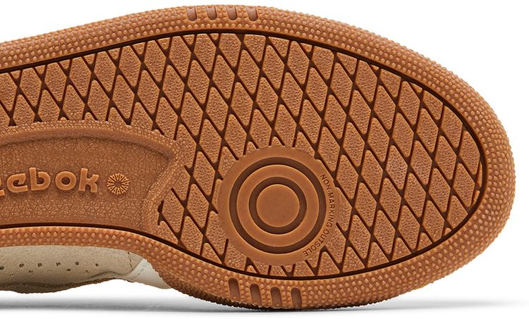 Wmns Club C Grounds UK Classic Beige Chalk Gum
