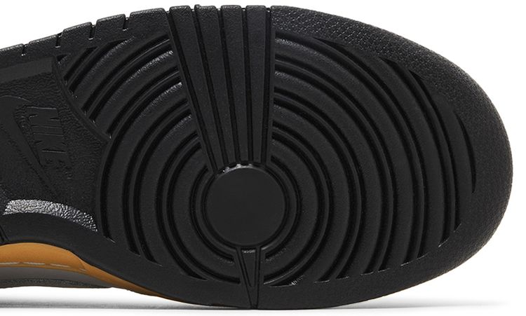 Nike Dunk Low SE Wolf Grey Gum