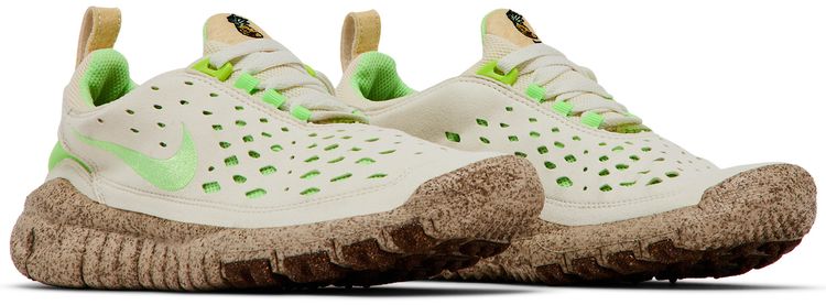 Nike Free Run Trail Happy Pineapple