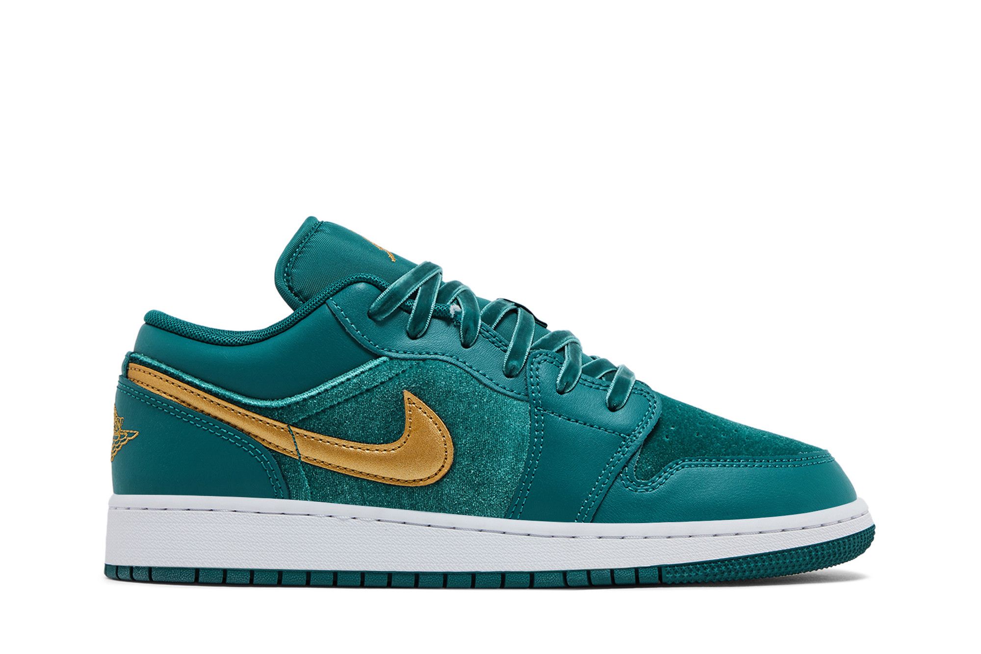 Velvet blue jordans hot sale