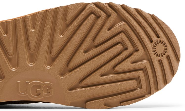 UGG Highland Hi Heritage Kids Chestnut Dive