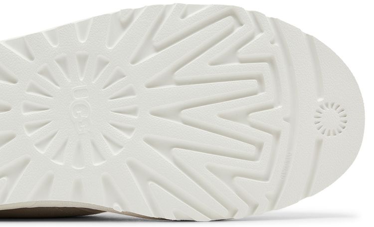 UGG Neumel Boot White