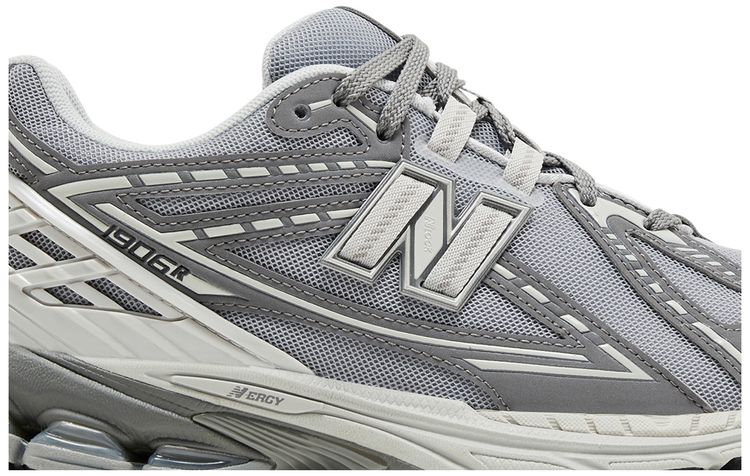 New Balance 1906R Concrete Harbor Grey
