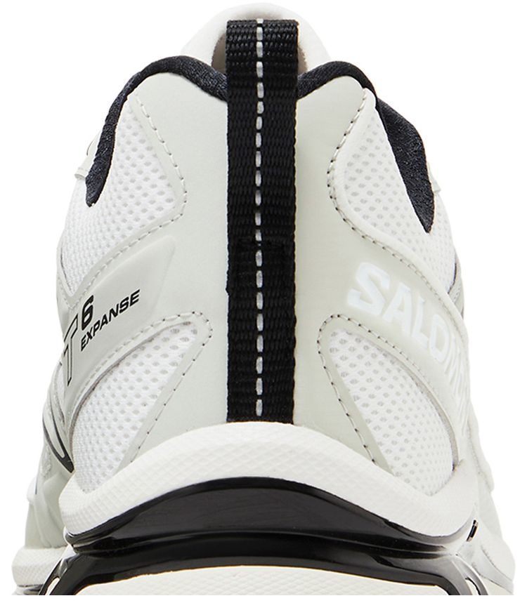 XT 6 Expanse White Metal Black