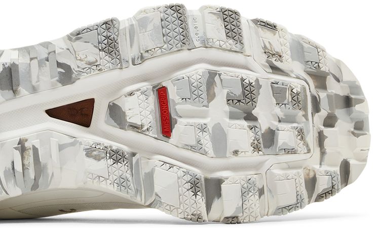 ON Loewe x Wmns Cloudventure White