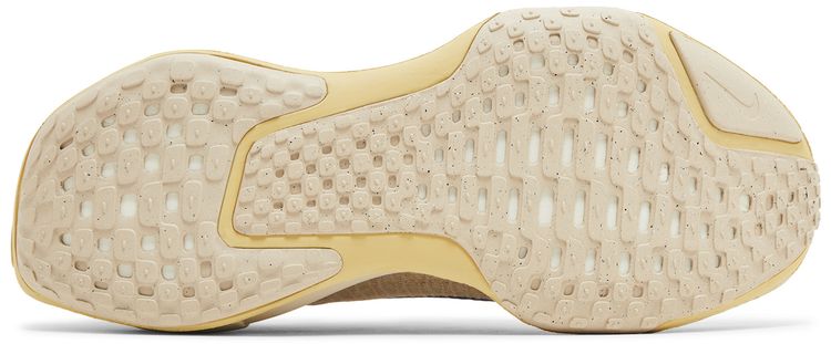Nike ZoomX Invincible 3 Sand Drift Concord