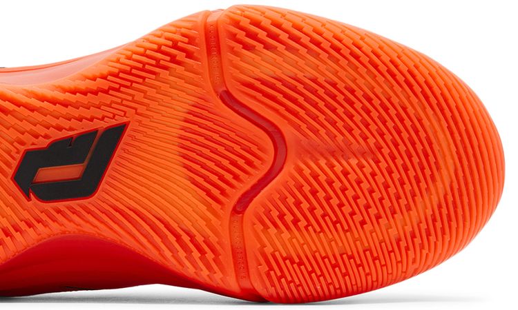 Dame 9 Solar Red