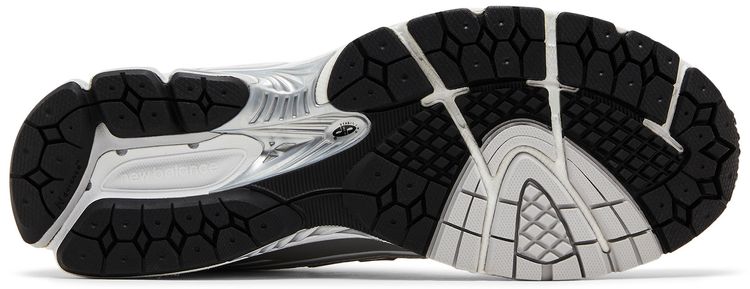 New Balance 1906R White Silver Metallic