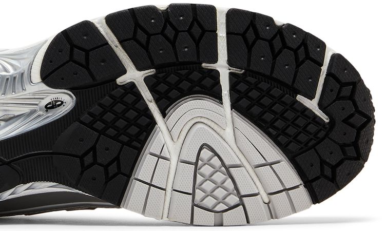 New Balance 1906R White Silver Metallic