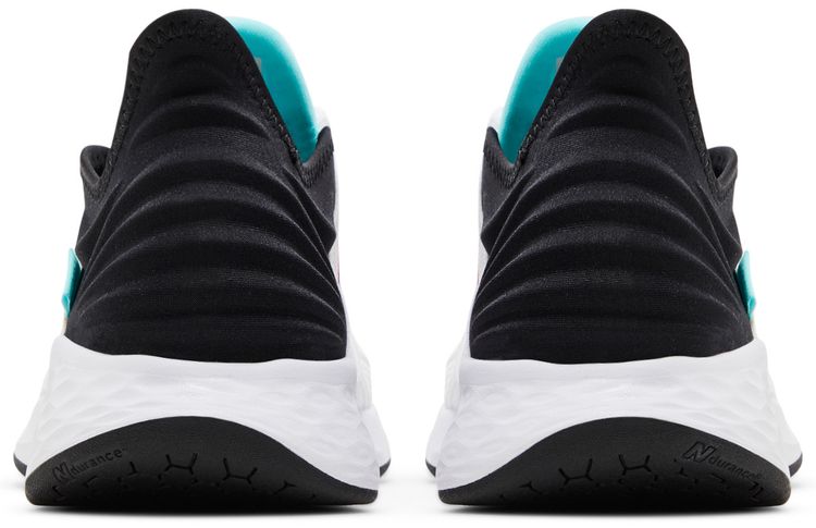 New Balance Wmns Fresh Foam Roav White Black Surf