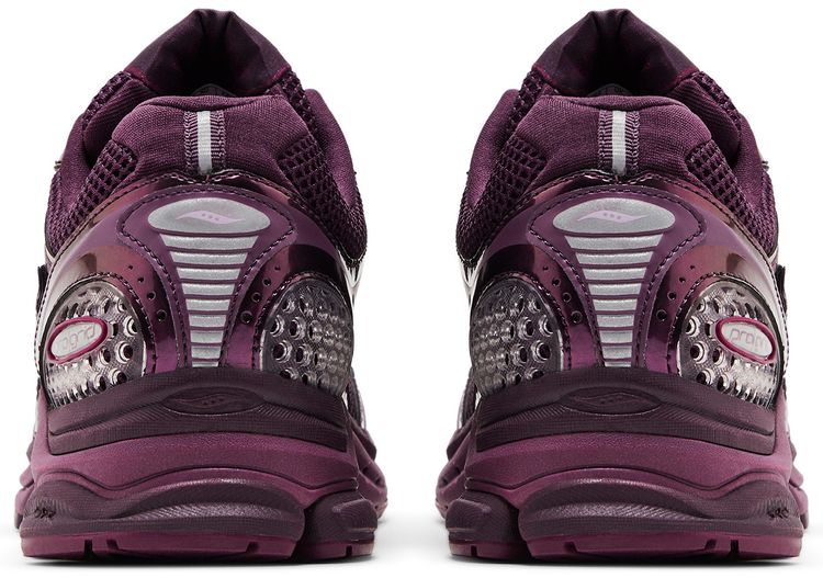 Wmns ProGrid Triumph 4 Chroma Pack   Plum