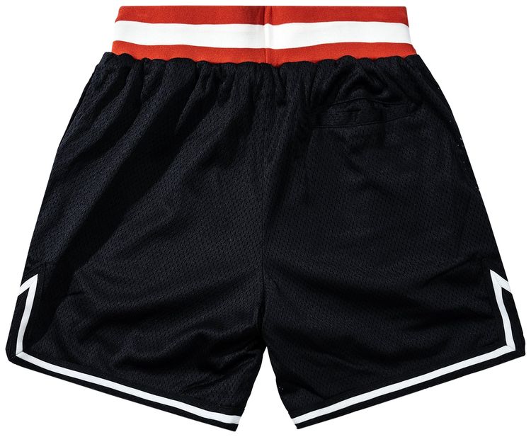 Market Studios Game Shorts Washed Black