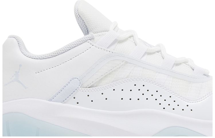 Wmns Air Jordan 11 CMFT Low White Ice Blue
