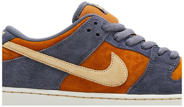 Nike Dunk Low SB Light Carbon Monarch