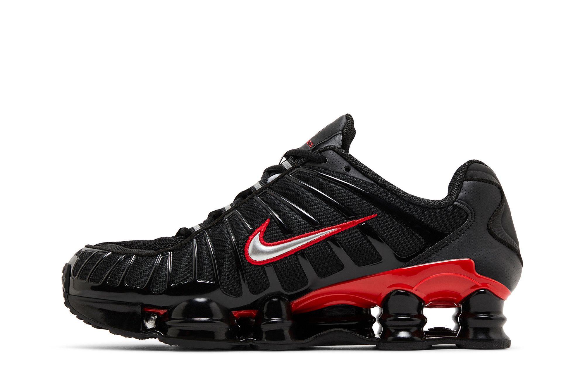 Nike shox noir et rouge 2025