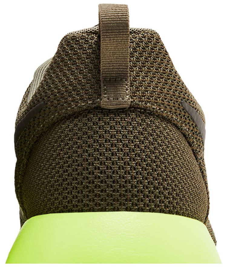 Nike Rosherun Tarp Green