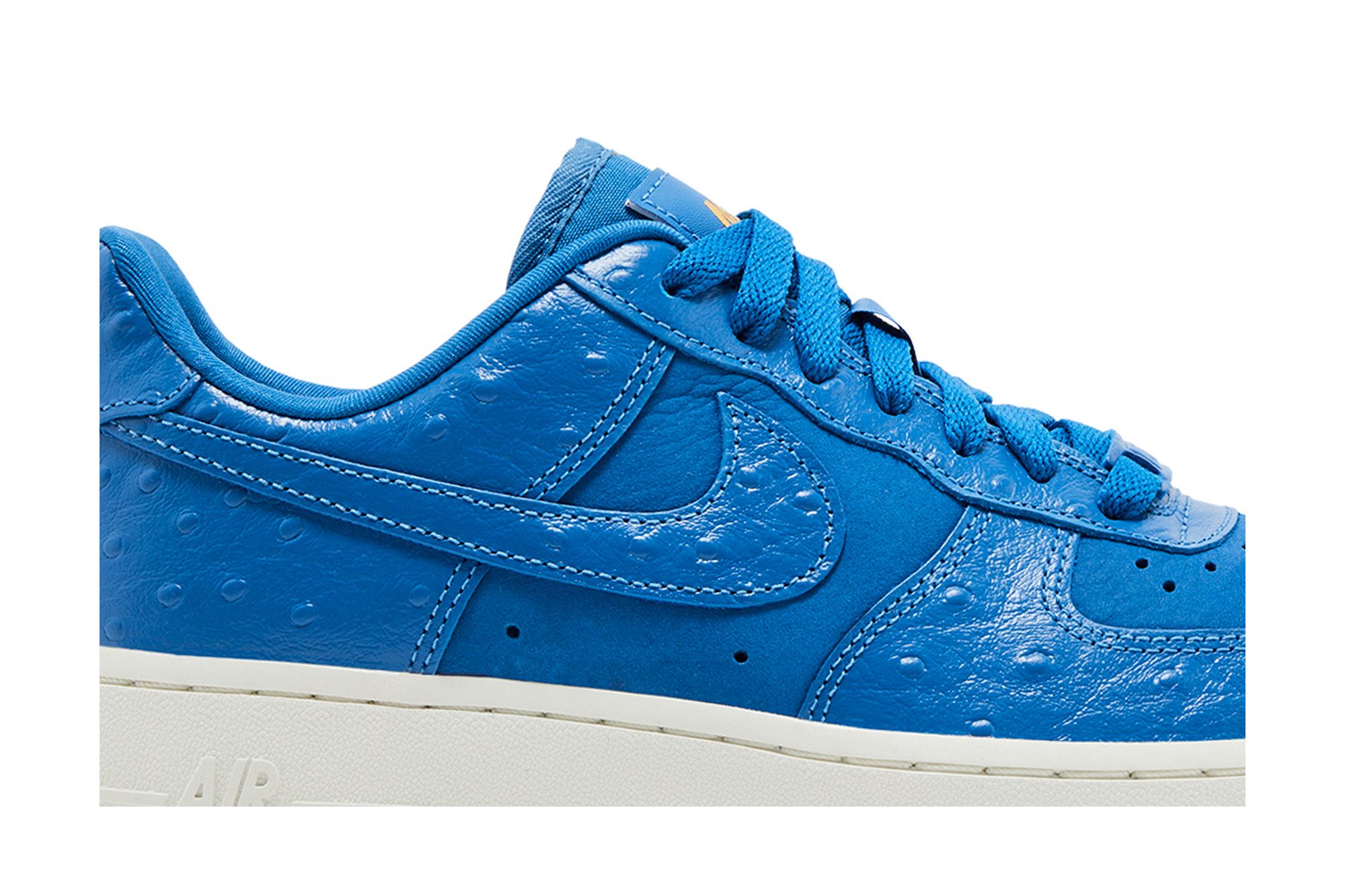 Buy Nike Wmns Air Force 1 '07 LX 'Blue Ostrich' - DZ2708 400 | GOAT