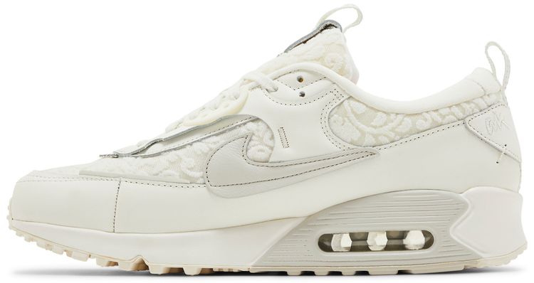 Nike Wmns Air Max 90 Futura Give Her Flowers