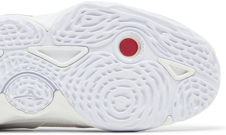 Mizuno Wmns Wave Momentum 3 White Gold
