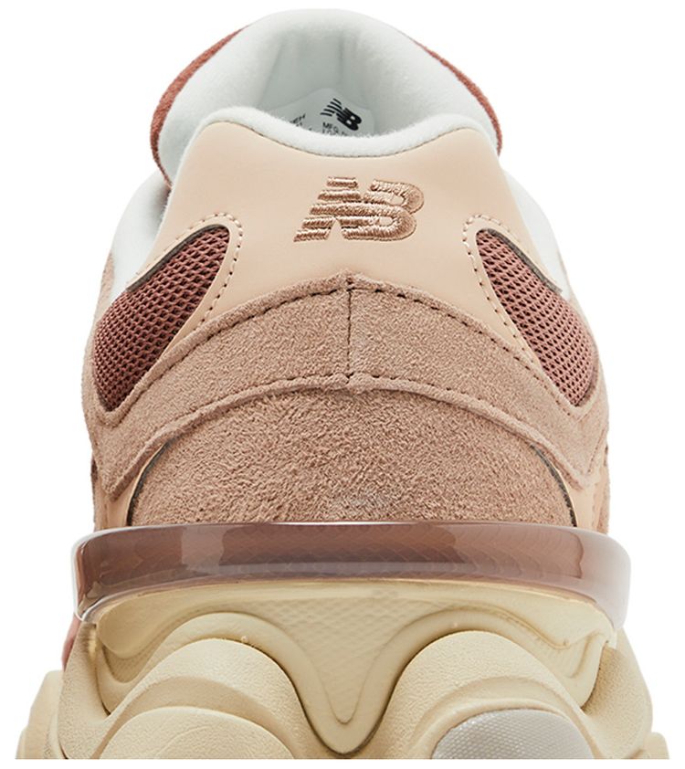 New Balance 9060 Sparrow
