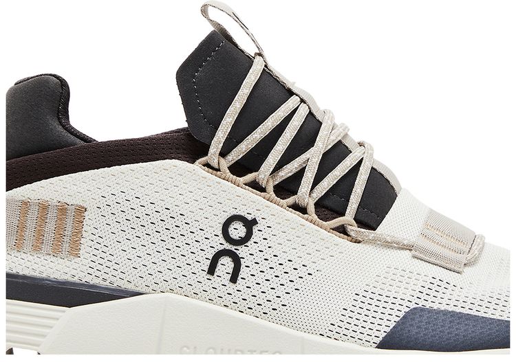 ON Wmns Cloudnova White Umber