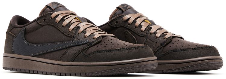 Travis Scott x Air Jordan 1 Retro Low OG SP Velvet Brown