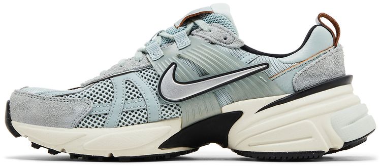 Nike Wmns V2K Run Light Pumice